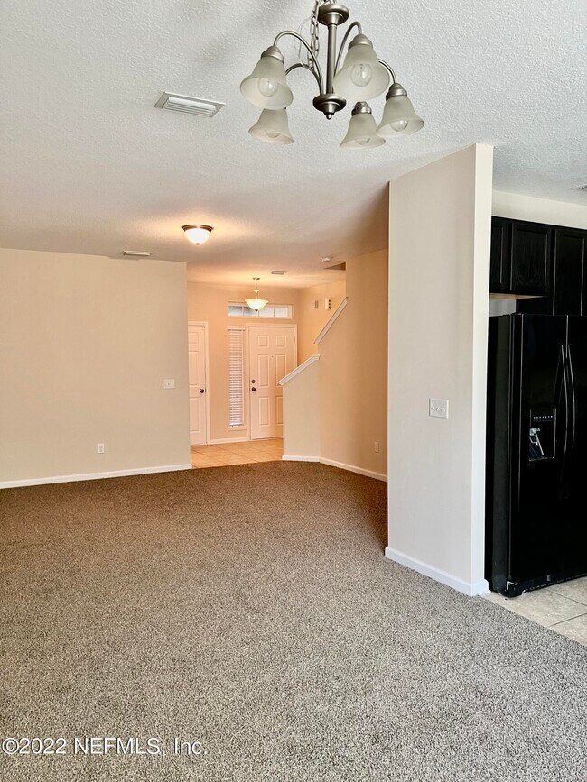 Foto del edificio - 519 Ryker Way