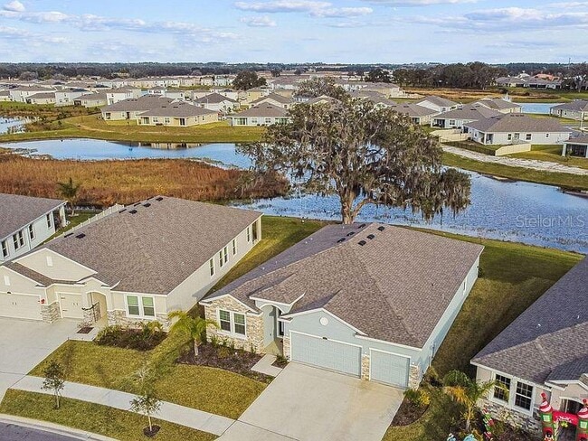 Building Photo - 10702 Laxer Cay Loop