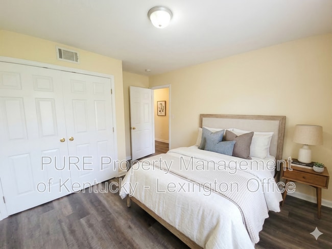 Building Photo - 164 Grinder Ct