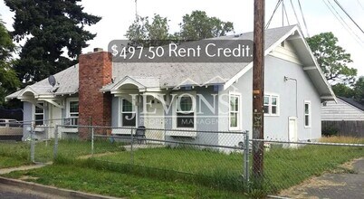 Building Photo - 302 W Prasch Ave