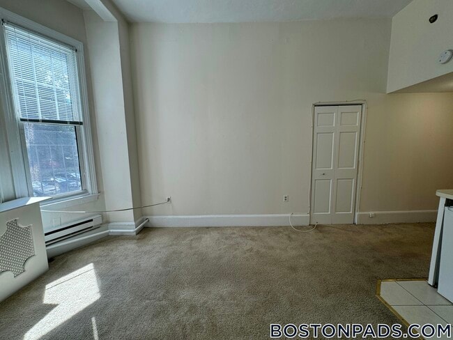 Foto del edificio - 1223 Beacon St