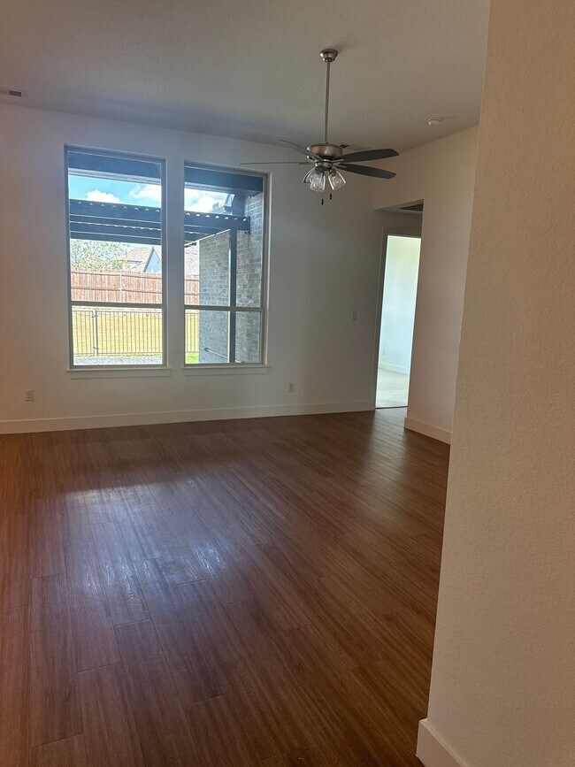 Building Photo - 5075 Brooklet Blvd