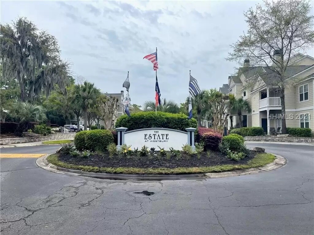 100 Kensington Blvd Unit 10, Bluffton, SC 29910 Condo for Rent in