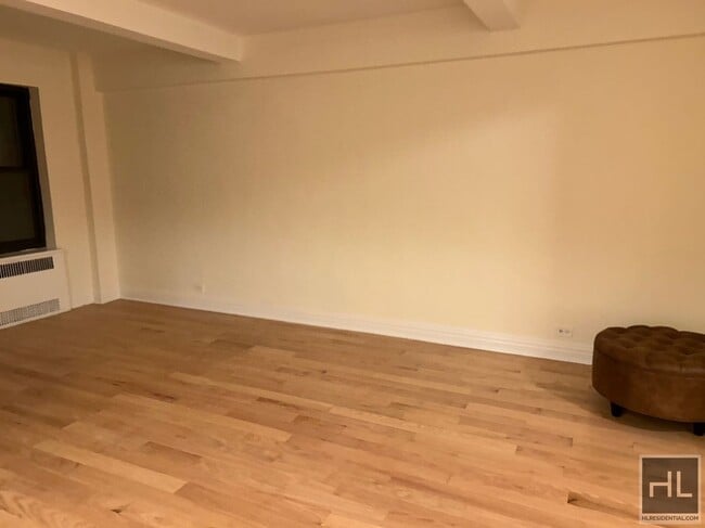 Foto del edificio - EAST 56 STREET