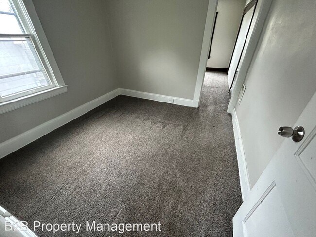 Foto del edificio - 5 br, 2 bath House - 13405 Svec Ave.