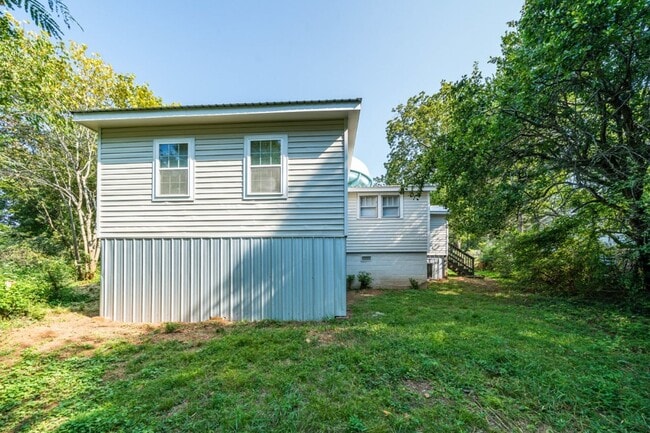 Building Photo - Comfort & Style in Huffman – 3BR / 2BA Cha...