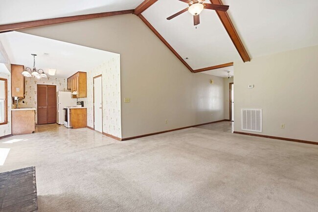 Foto del edificio - 617 Longleaf Rd