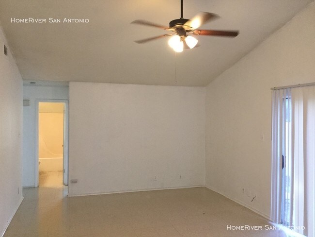 Foto del edificio - 5234 Meadow Rise St