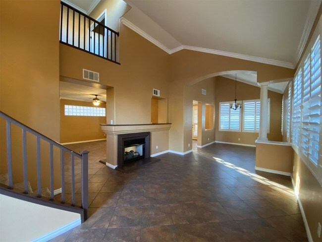 Foto del edificio - 1305 Fox Acres Dr