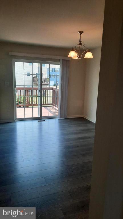 Foto del edificio - 833 Schooner Ln