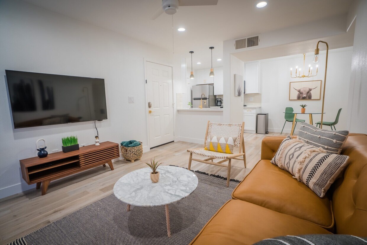 Foto principal - 7885 W Flamingo Rd