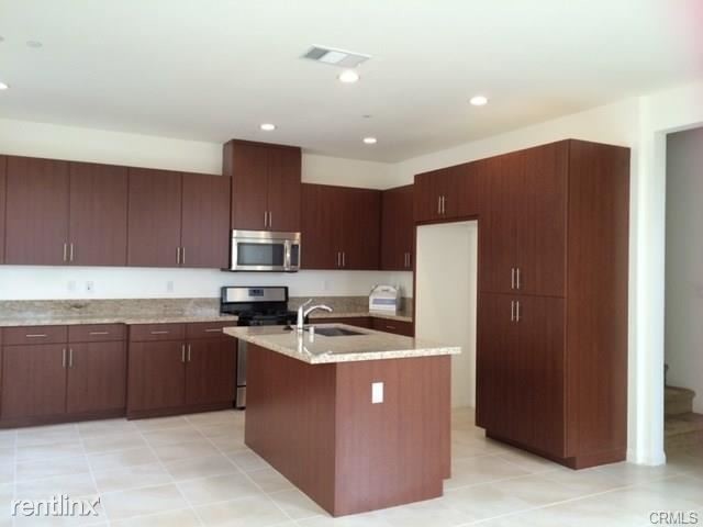 Foto del edificio - 905 N Purple Sage Dr
