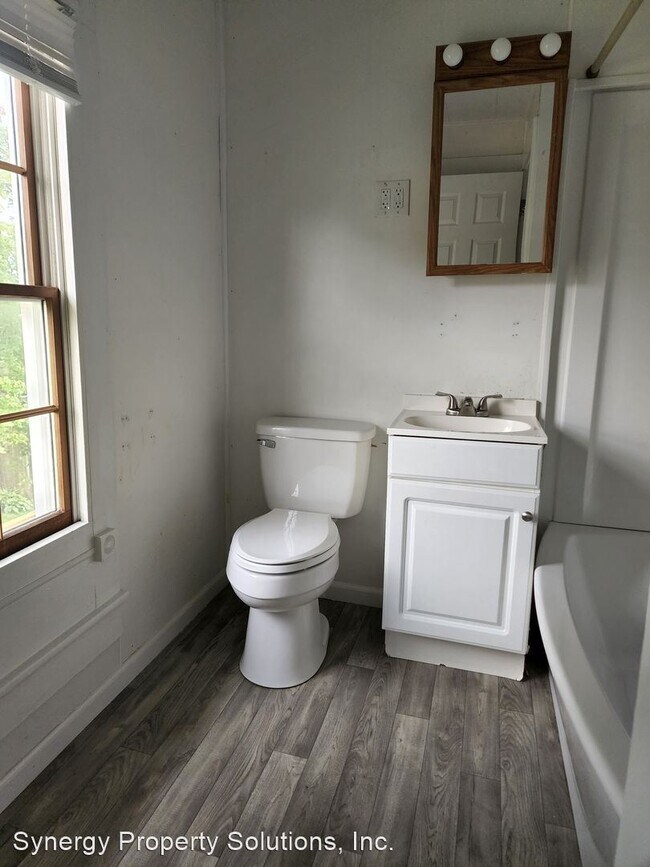 Foto del edificio - 4 br, 2 bath House - Second St 39 Richland