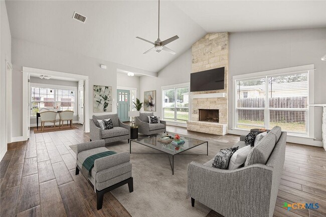 Foto del edificio - 7 Woodhollow Way