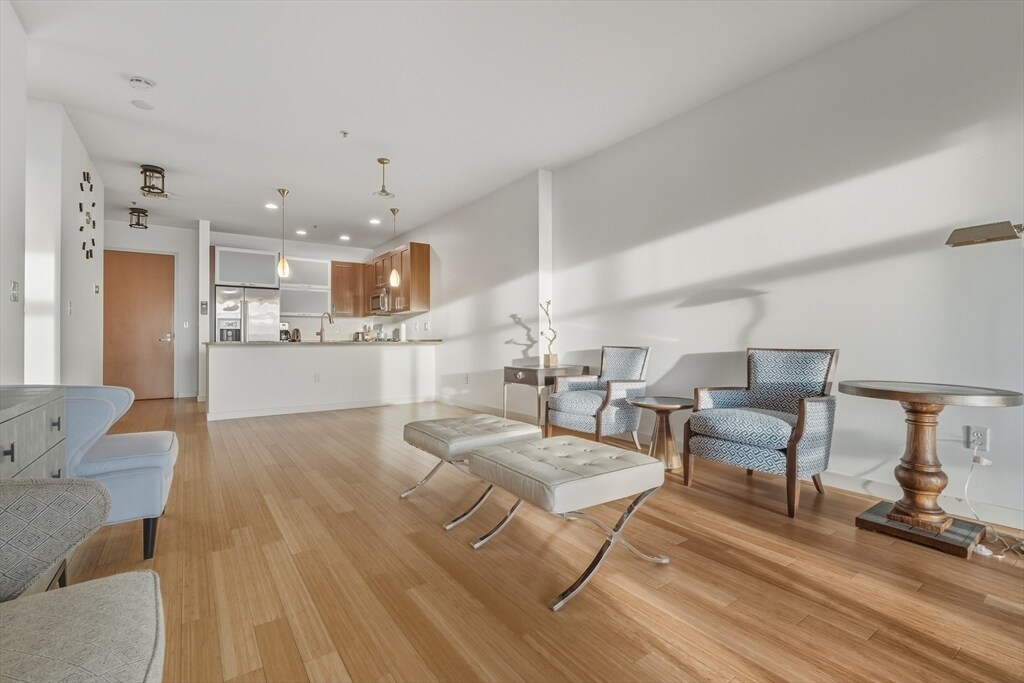 Primary Photo - 150 Dorchester Ave