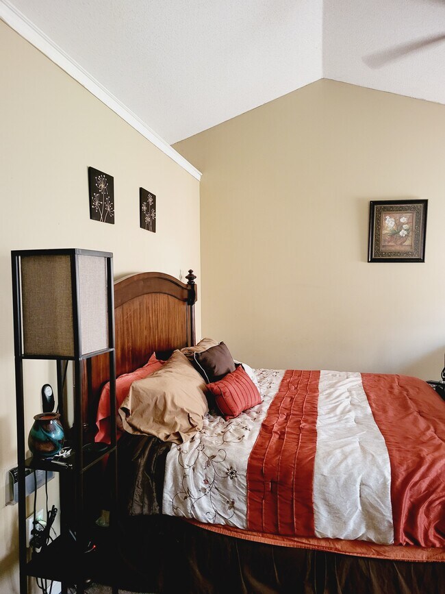 Foto del edificio - 4108 Rosebury Ln