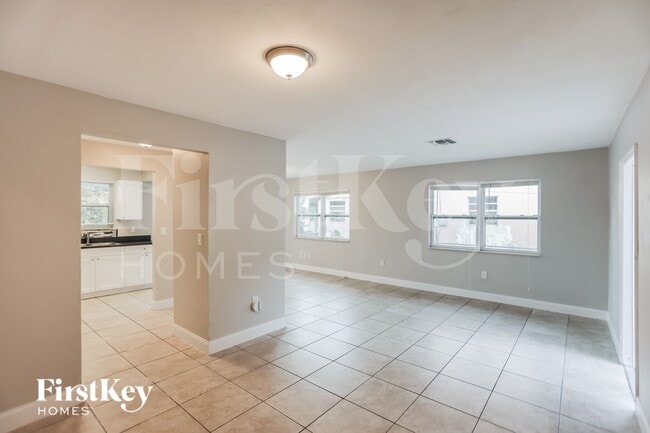 Building Photo - 9231 SW 204th Terrace