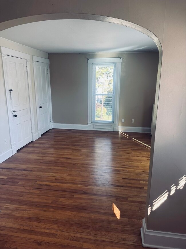 Foto del edificio - 330 W Sycamore St