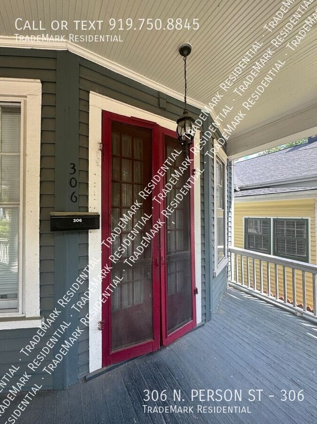 Building Photo - 306 N Person St