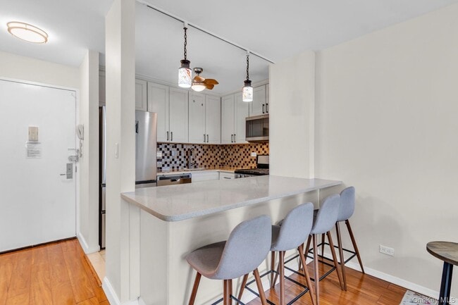 Foto del edificio - 340 E 93rd St