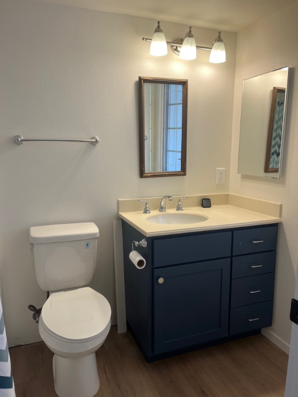 Building Photo - 14825 Fruitvale Rd