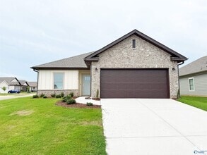 Building Photo - 28529 Whitehall Ln