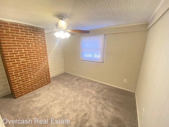 Building Photo - 3 br, 1 bath House - 1302 Old Concord Road