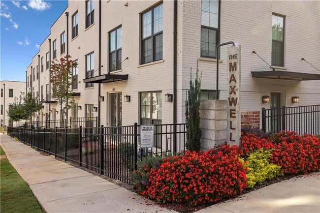 Building Photo - 432 Burton Dr