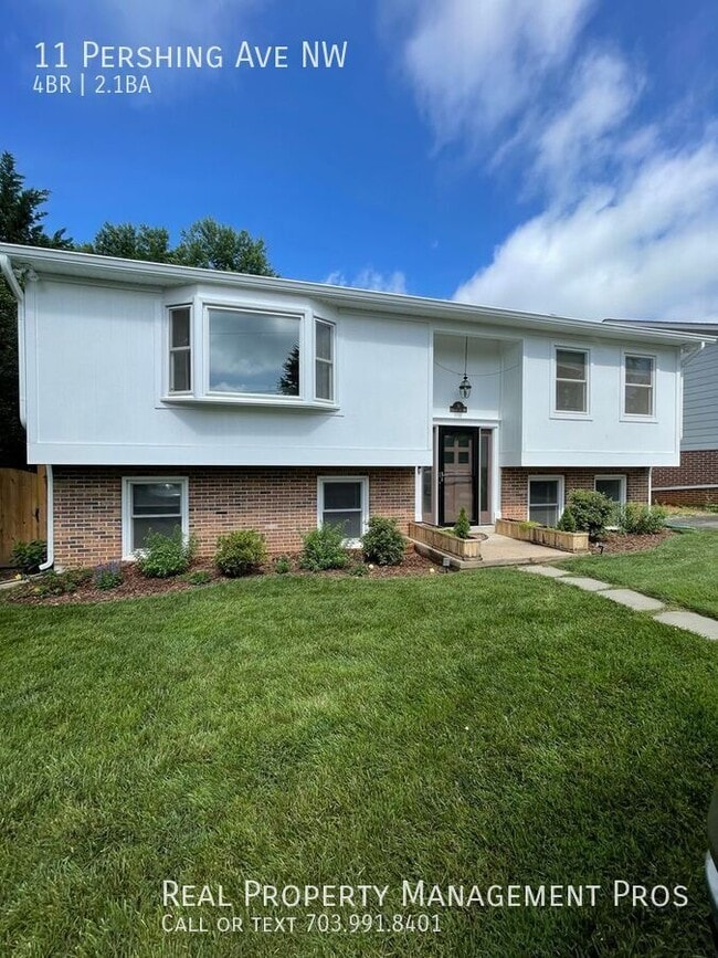 Foto del edificio - 11 Pershing Ave NW