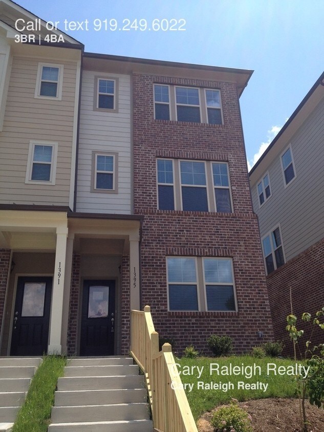 1395 Town Home Dr, Apex, NC 27502 House for Rent in Apex, NC