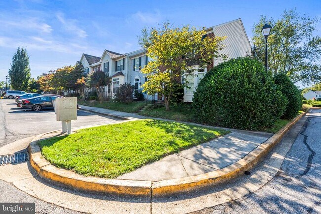 Building Photo - 1538 Long Dr Ct