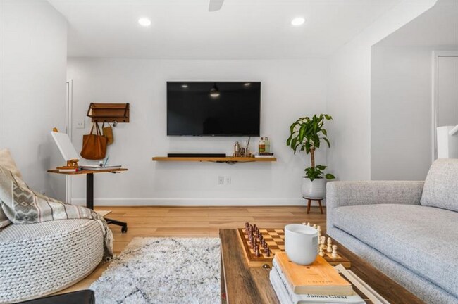 Foto del edificio - 387 Ralph McGill Blvd NE