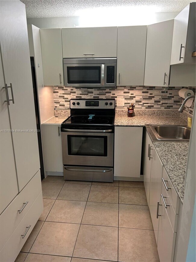 632 Sea Pine Way Unit G1, Greenacres, FL 33415 Apartment for Rent in