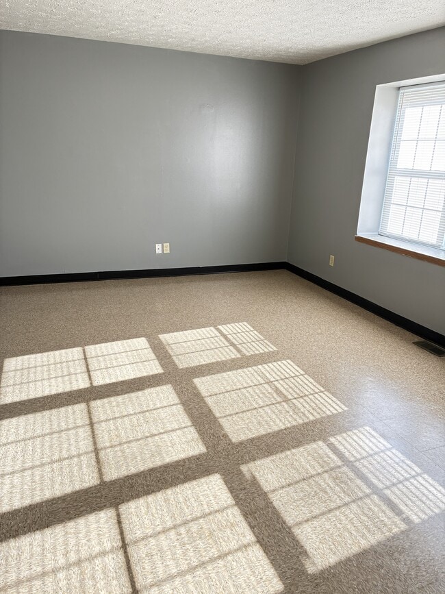 Family Room View 2 - 1750 Liberty Ave