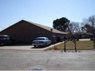 Building Photo - 225 Greenhill