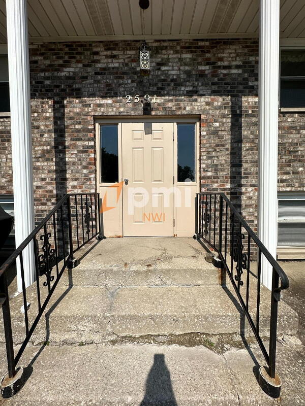Foto del edificio - 2591 Parkview St