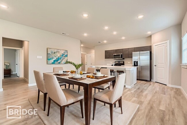 Building Photo - B2 - Broadway Plan