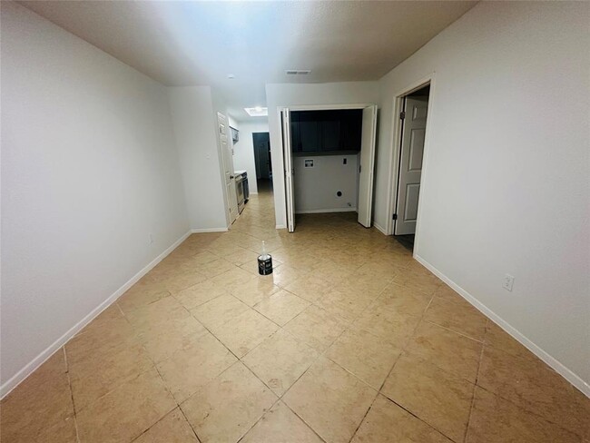 Foto del edificio - 12808 Dairy Brook Dr
