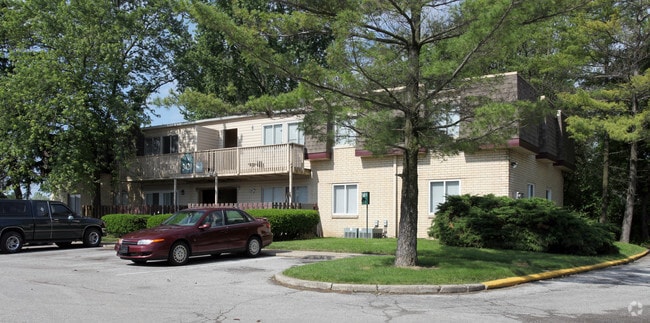 Building Photo - Meadows Apartments