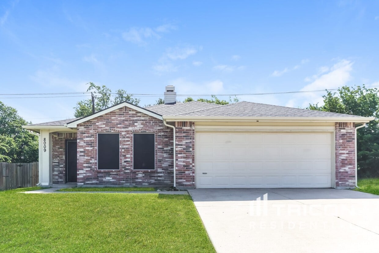 Primary Photo - 8009 Mosstree Dr