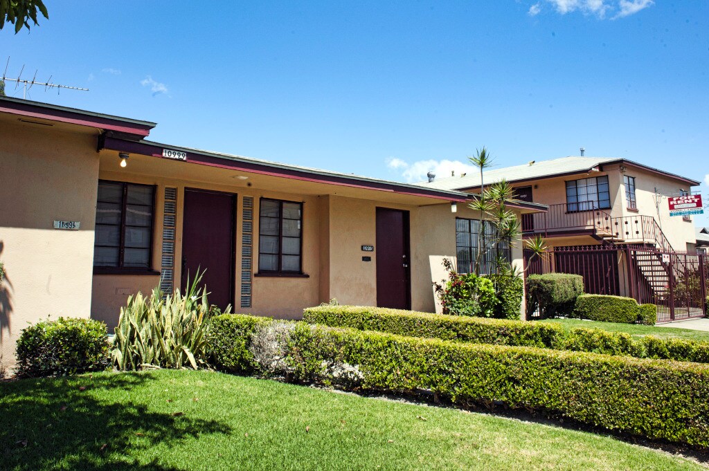 10931 California Ave, Lynwood, CA 90262 Apartments in Lynwood, CA