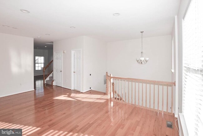 Foto del edificio - 2457 Rolling Plains Dr