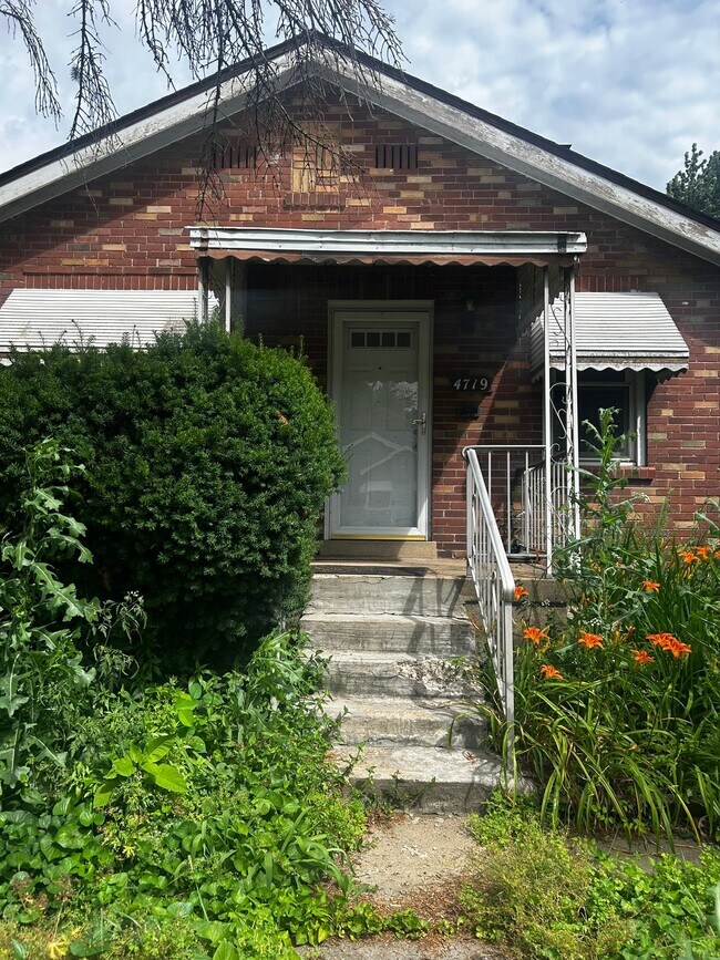 Foto del edificio - 4719 Plover Ave
