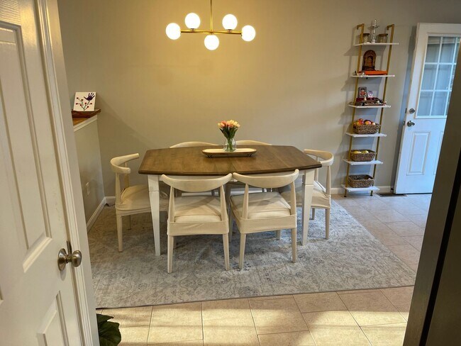 Foto del edificio - 21 Merrimac Way