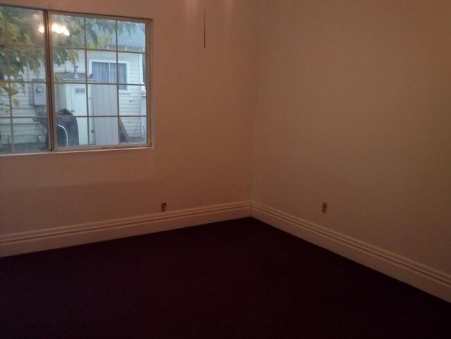 Foto del edificio - 1514 Brokaw Ave.