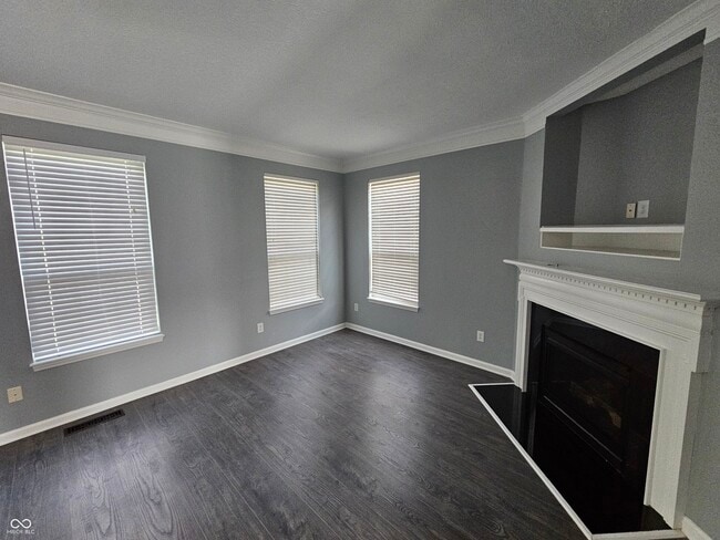 Building Photo - 9062 Sparta Dr