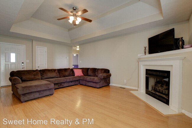 Foto del edificio - 3 br, 2 bath House - 1020 Cindy Jo Ct