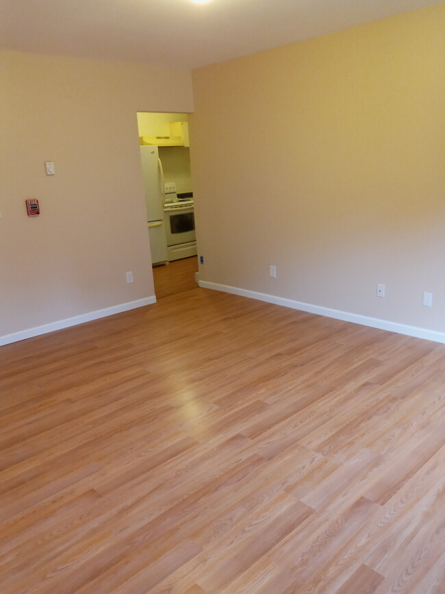 Building Photo - 6300 W Port Bay Rd