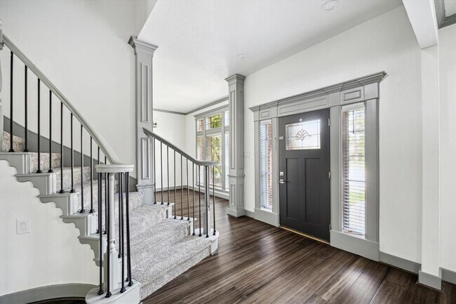 Building Photo - 18715 Big Cypress Dr