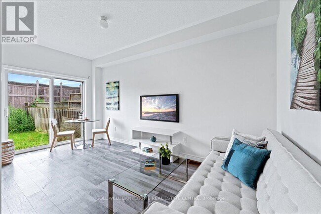 Photo du bâtiment - 50 Pearcey Cr